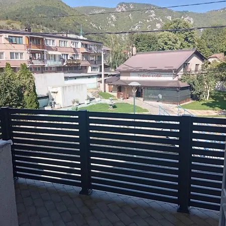 Apartman Travnik شقة